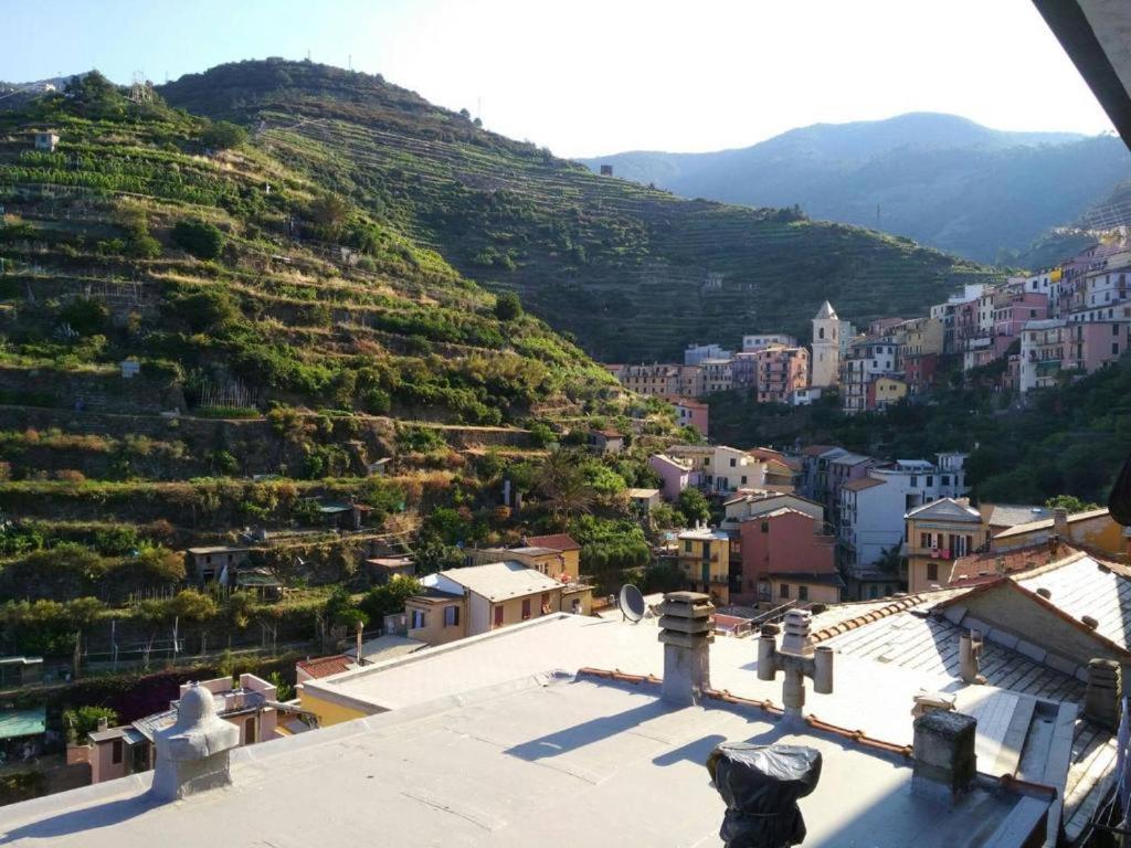 Casa Di Mezzo By Arbaspaa Manarola Exterior photo